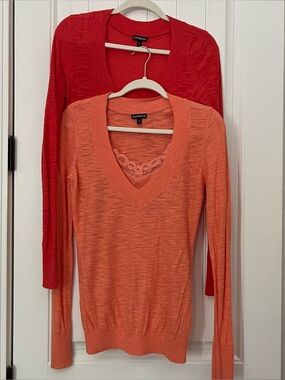 Set of 3–Express Women's V-Neck Lightweight Sweaters (2) & Lacy Tank (1)- Orange